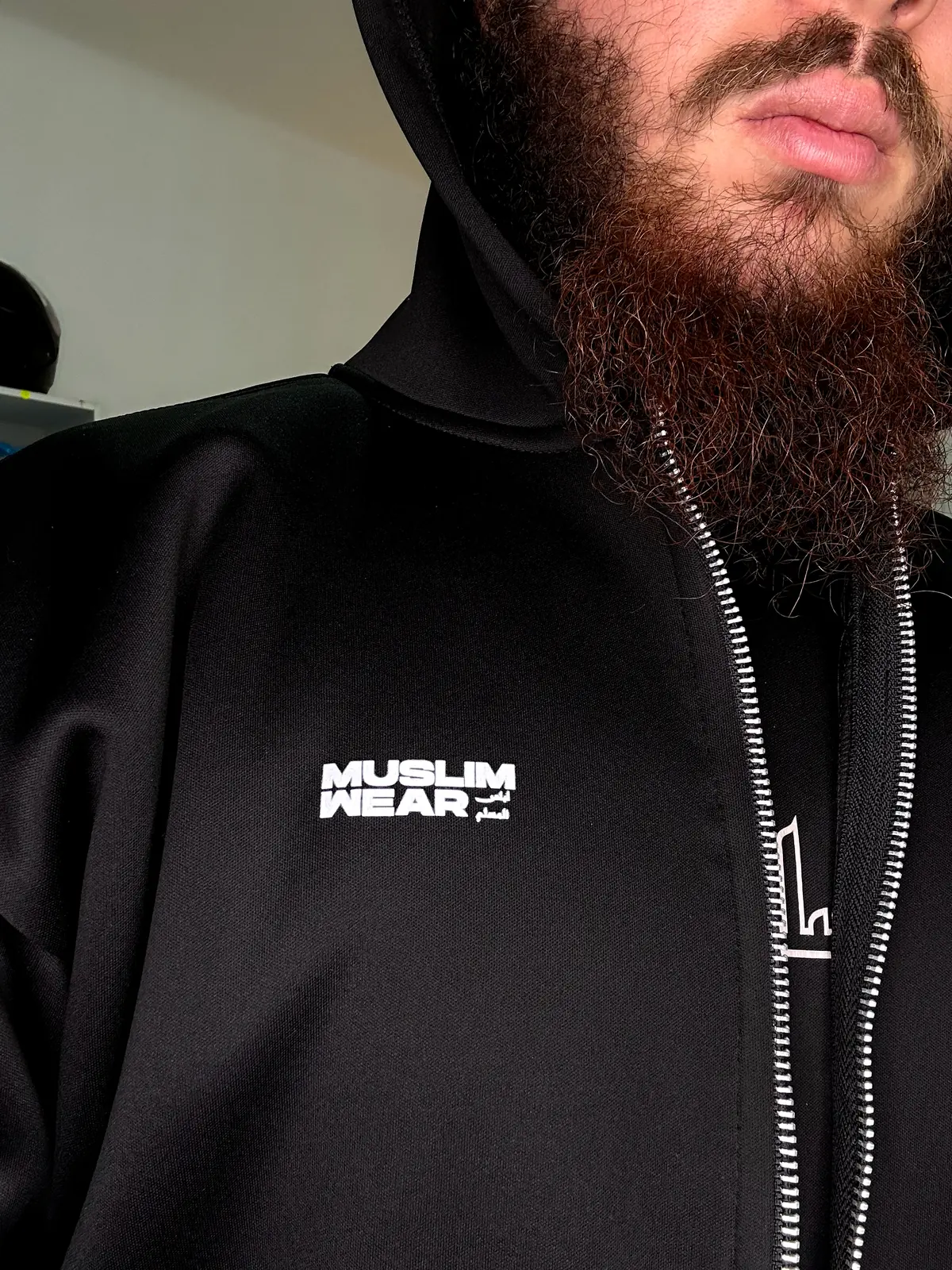 Veste مسلم