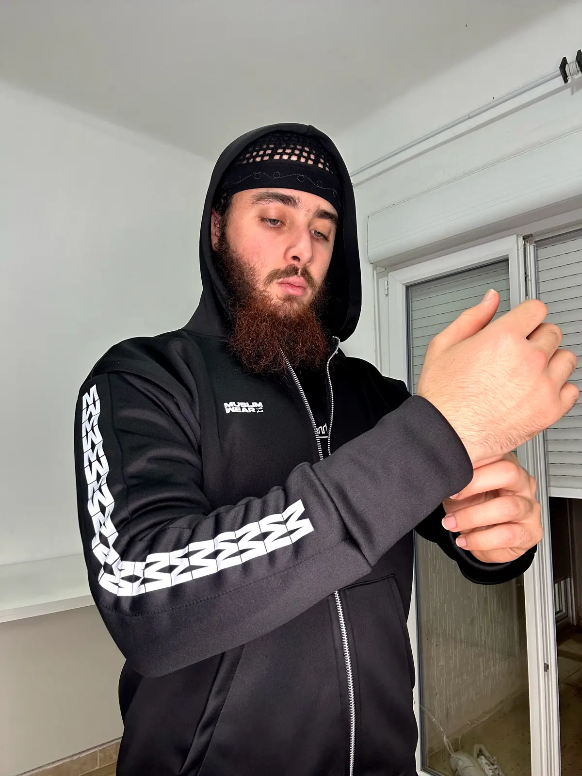 Veste مسلم